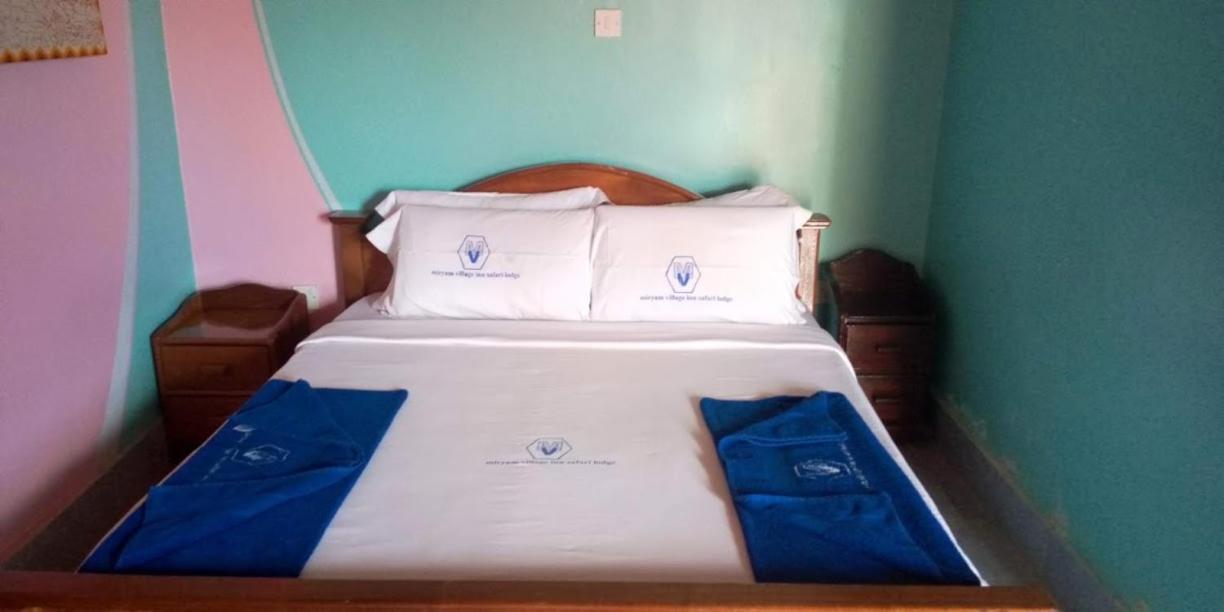 Miryams Village Inn Safari Lodge Sultan Hamud Exterior foto